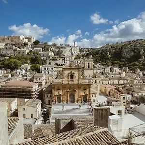 Casa Teresa Con Vista Sul Centro Storico By Wonderful Italy , Modica Italia