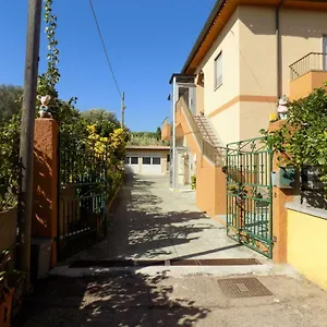 Vi.co House , La Maddalena (Sassari) Italia